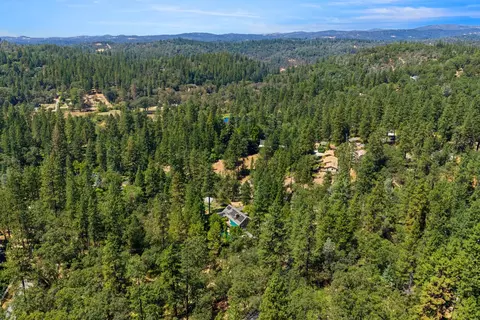 View/Area - 983 Coyote Hill Rd, Colfax, CA 95713 photo 6 of 6