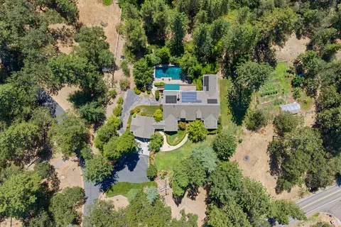View/Area - 983 Coyote Hill Rd, Colfax, CA 95713 photo 2 of 6