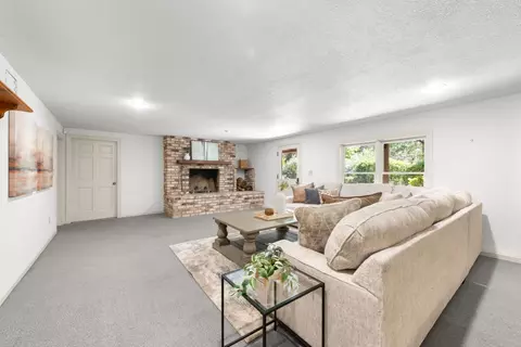 Living - 983 Coyote Hill Rd, Colfax, CA 95713 photo 7 of 7