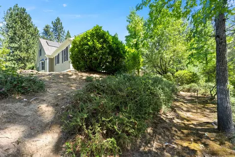Exterior - 983 Coyote Hill Rd, Colfax, CA 95713 photo 15 of 20