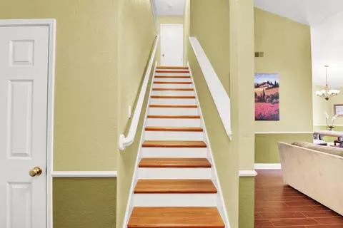 Entry Way - 2340 St Lawrence Ln, Modesto, CA 95356 photo 2 of 2