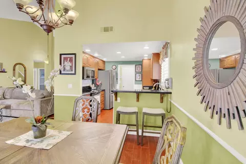 Dining - 2340 St Lawrence Ln, Modesto, CA 95356 photo 2 of 3