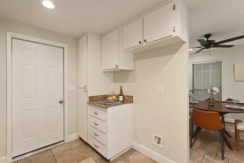 Entry Way - 1860 Bristlecone Dr, Tracy, CA 95376 photo 2 of 4