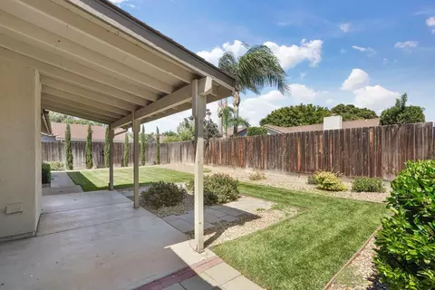 Exterior - 1860 Bristlecone Dr, Tracy, CA 95376 photo 6 of 14