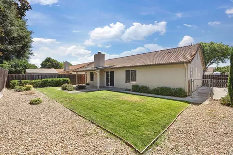 Exterior - 1860 Bristlecone Dr, Tracy, CA 95376 photo 9 of 14