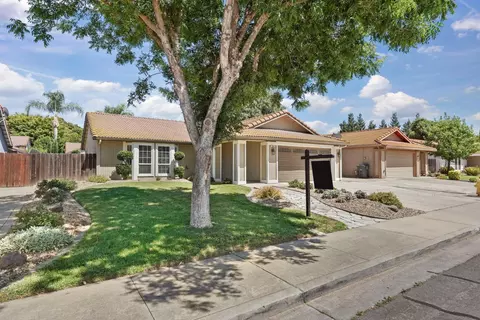 Exterior - 1860 Bristlecone Dr, Tracy, CA 95376 photo 3 of 14