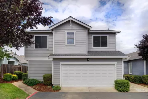 6455 Laguna Mirage Ln, Elk Grove, CA 95758