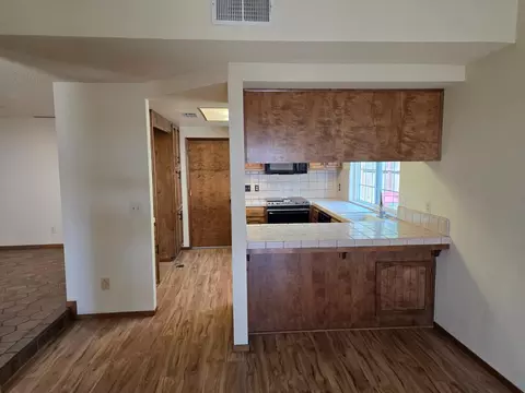Kitchen - 3204 Paioni Ct, Modesto, CA 95356 photo 4 of 4