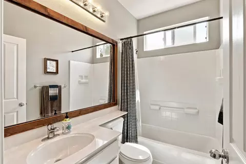 Bath - 354 Eagle Dr, Ione, CA 95640 photo 1 of 5