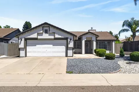 8634 New Island Way, Sacramento, CA 95828