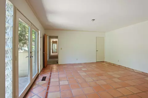 Living - 4851 N Duncan Rd, Linden, CA 95236 photo 10 of 10