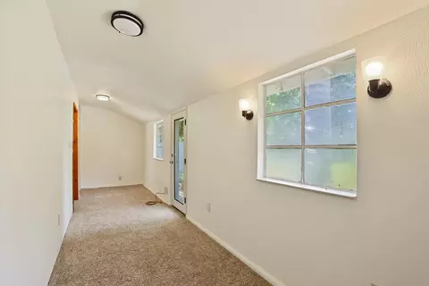Entry Way - 4851 N Duncan Rd, Linden, CA 95236 photo 3 of 5