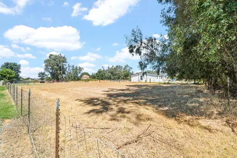 Exterior - 10863 Freeman Rd, Wilton, CA 95693 photo 19 of 29