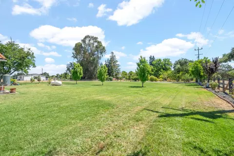 Exterior - 10863 Freeman Rd, Wilton, CA 95693 photo 10 of 29