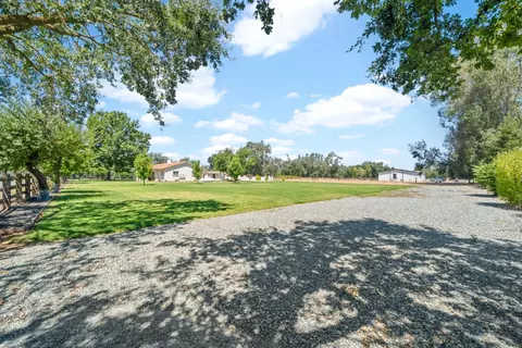Exterior - 10863 Freeman Rd, Wilton, CA 95693 photo 16 of 29