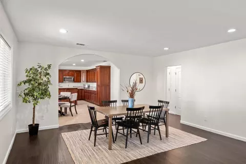Dining - 10863 Freeman Rd, Wilton, CA 95693 photo 2 of 6