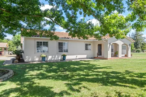 Exterior - 10863 Freeman Rd, Wilton, CA 95693 photo 2 of 29