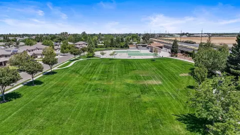 View/Area - 351 Citrus Way, Tracy, CA 95377 photo 8 of 10