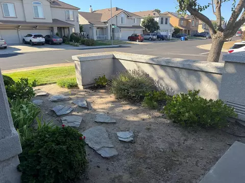 Exterior - 1854 Winding River Ct, Manteca, CA 95337 photo 3 of 11