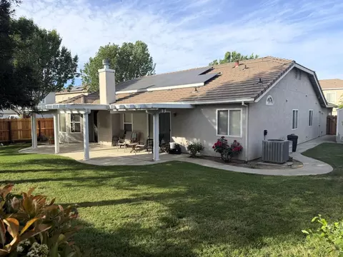 Exterior - 1854 Winding River Ct, Manteca, CA 95337 photo 8 of 11