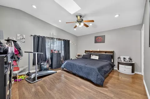 Bedroom - 5225 Columbine Way, Carmichael, CA 95608 photo 1 of 4
