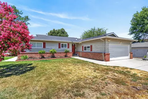 Exterior - 5225 Columbine Way, Carmichael, CA 95608 photo 2 of 12