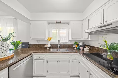 Kitchen - 6031 Rampart Dr, Carmichael, CA 95608 photo 2 of 3