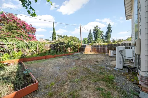 Exterior - 6031 Rampart Dr, Carmichael, CA 95608 photo 7 of 11