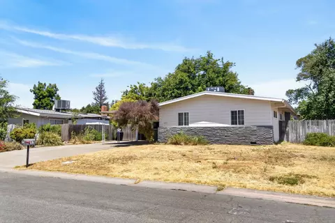 Exterior - 4917 Boyd Dr, Carmichael, CA 95608 photo 2 of 10