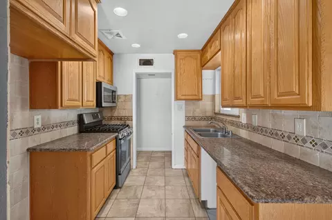 Kitchen - 4917 Boyd Dr, Carmichael, CA 95608 photo 1 of 6