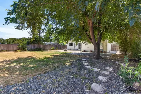 Exterior - 4917 Boyd Dr, Carmichael, CA 95608 photo 9 of 10