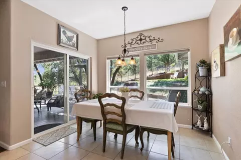 Dining - 19205 Bald Eagle Loop, Penn Valley, CA 95946 photo 2 of 2