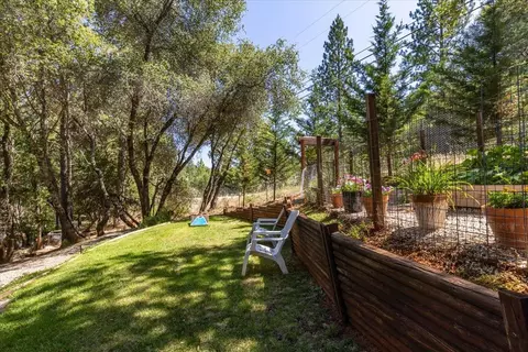 Exterior - 19205 Bald Eagle Loop, Penn Valley, CA 95946 photo 24 of 26