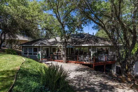 Exterior - 19205 Bald Eagle Loop, Penn Valley, CA 95946 photo 2 of 26