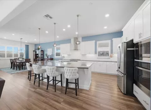 8353 Evans Tree Dr, Roseville, CA 95747