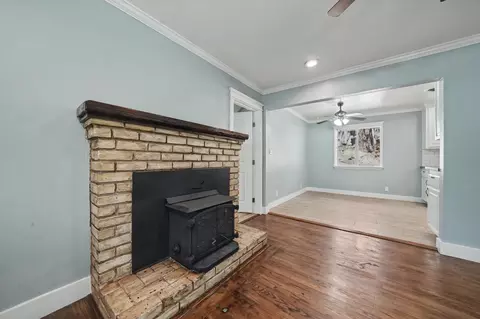 Living - 14600 Lupe Rd, Pine Grove, CA 95665 photo 4 of 5
