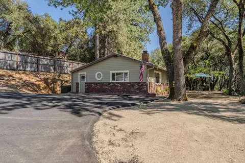 Exterior - 14600 Lupe Rd, Pine Grove, CA 95665 photo 9 of 10