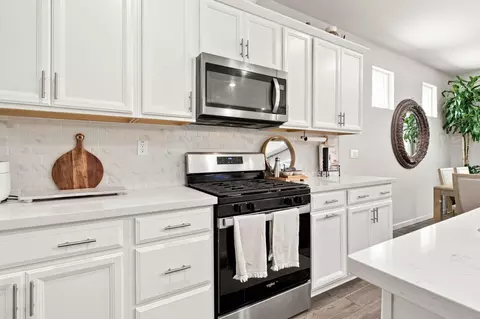 Kitchen - 3093 Feather Rd, Manteca, CA 95337 photo 1 of 4