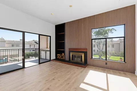 Living - 2416 N Main St #H, Salinas, CA 93906 photo 2 of 4