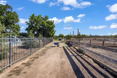 237 Leek Rd, Modesto, CA 95357 photo 47