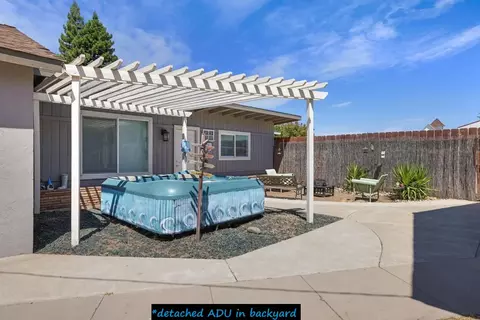 213 S Walnut Ave, Ripon, CA 95366 photo 41