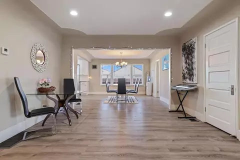 213 S Walnut Ave, Ripon, CA 95366 photo 2