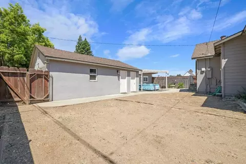 213 S Walnut Ave, Ripon, CA 95366 photo 42