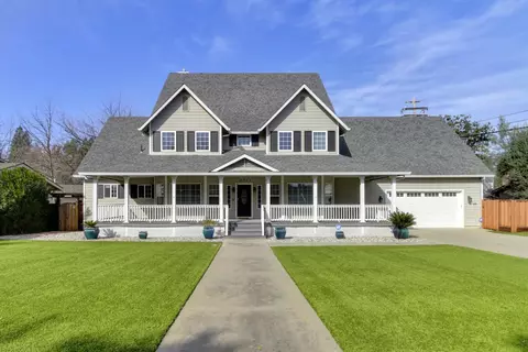 2761 Creekside Ln, Sacramento, CA 95821