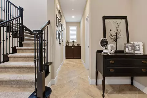 Entry Way - 248 Heirloom Ave, Lodi, CA 95242 photo 3 of 9