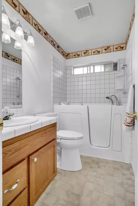 Bath - 3841 Sunshine Ln, Placerville, CA 95667 photo 1 of 3
