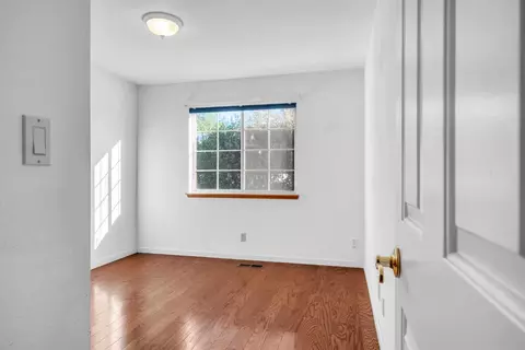 Bedroom - 3841 Sunshine Ln, Placerville, CA 95667 photo 6 of 8