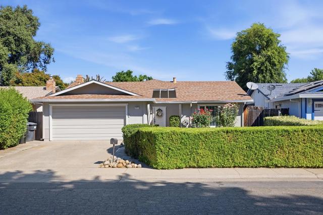 9270 Defiance Cir, Sacramento, CA 95827