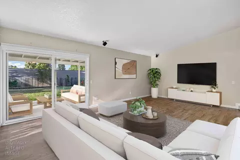 Living - 8644 Central Ave, Orangevale, CA 95662 photo 2 of 4