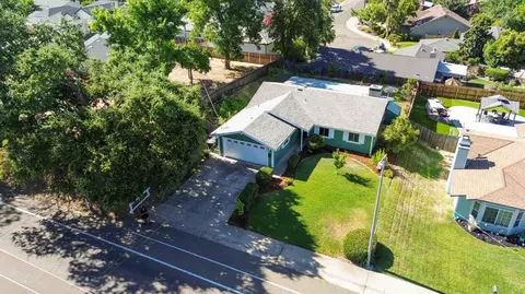 View/Area - 8644 Central Ave, Orangevale, CA 95662 photo 4 of 10